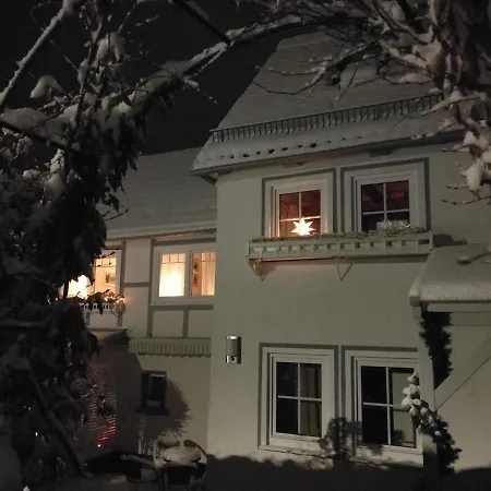 Am Hirtzborn Feriehus